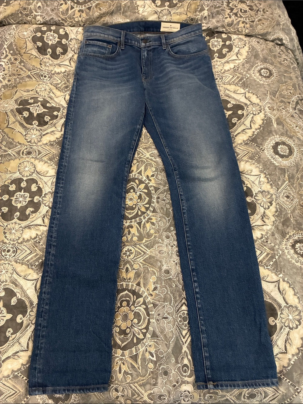 imogene + willie charlie slim jeans in medium blue